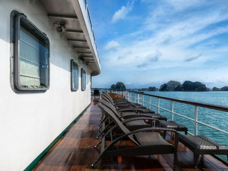 Emeraude Classic Cruises Hotel Ha Long Buitenkant foto
