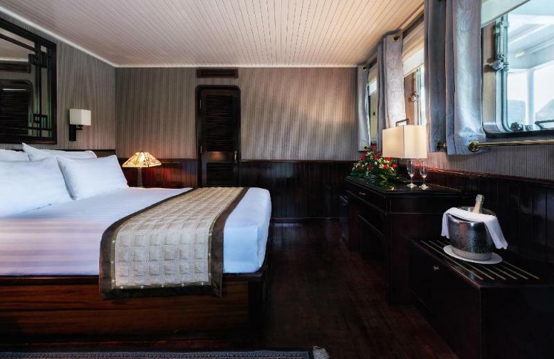 Emeraude Classic Cruises Hotel Ha Long Buitenkant foto