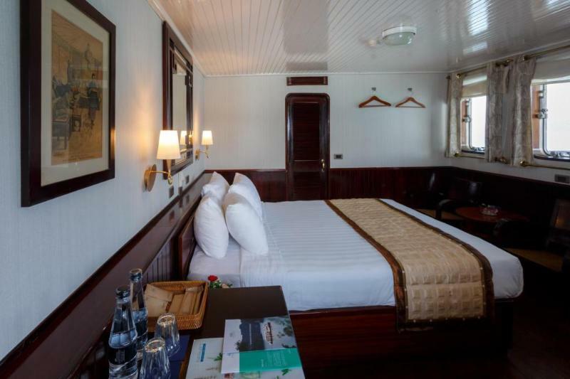 Emeraude Classic Cruises Hotel Ha Long Buitenkant foto